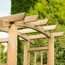 Ryeford Arch -Garden Plant Shop 161043 2